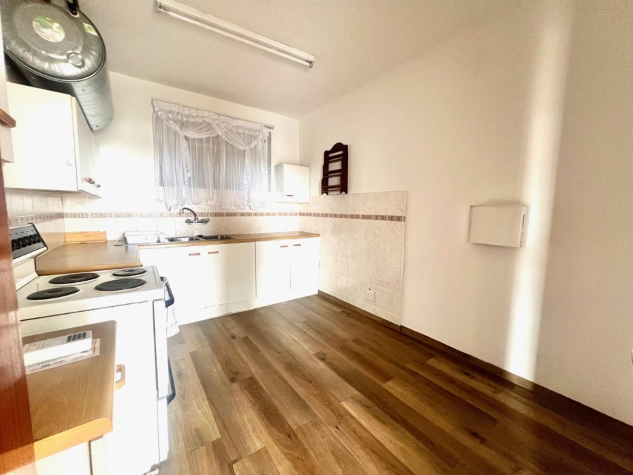 To Let 2 Bedroom Property for Rent in Richmond Hill Eastern Cape